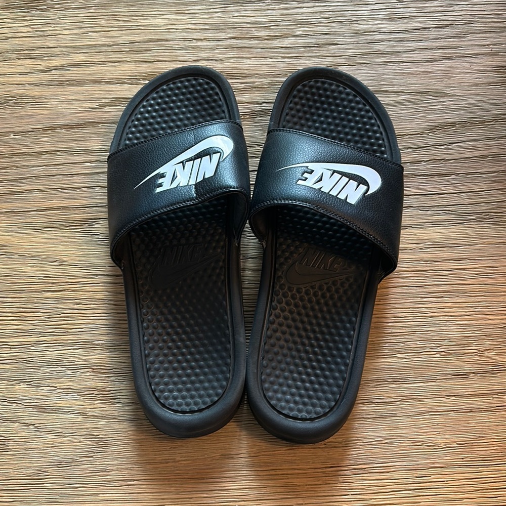 Nike sliders , pretty much brand new